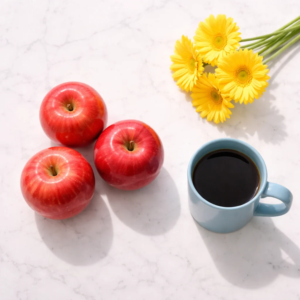 P5 1回目: ChatGPT — リンゴ3個、青マグ1個、真俯瞰、花4本